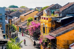 Đà Nẵng - Bà Nà - Cầu Vàng - Sơn Trà - Biển Mỹ Khê - Hội An - Đà Nẵng - Tặng vé Show Ký Ức Hội An