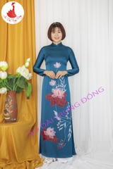 Áo dài thiết kế họa tiết hoa sen cổ cao vải Queen