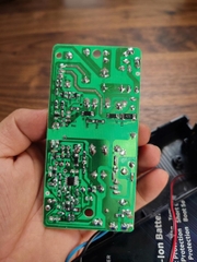 Sạc 5S 21V - 3A chuyên pin Li-ion ,có quạt làm mát và đèn báo đầy