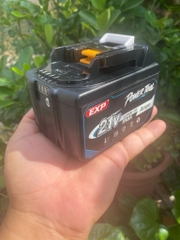 Pin 15 cell dung lượng 6ah dòng xả 60a dùng cho máy Makita chính hãng và sạc zin