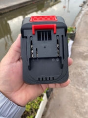 Pin Yamasu 10 cell dung lượng 3ah dòng xả 40a có đèn báo pin led 2 bên vỏ chống sốc