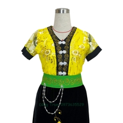 Trang phục dân tộc Thái hóa trang dân tộc biểu diễn