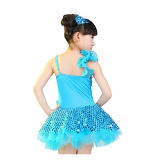 Váy múa cho bé yêu