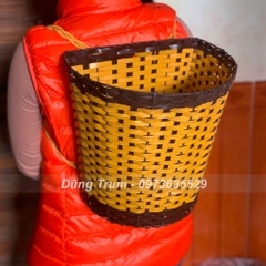 Gùi nhựa múa hát, gùi dân tộc biểu diễn, trang trí