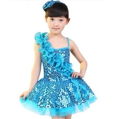 Váy múa cho bé yêu