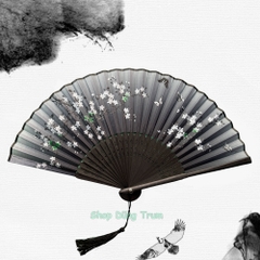 Quạt Cổ Trang Gắn Dây Tua Rua Loại Đẹp Nhiều Mẫu Họa Tiết DT380