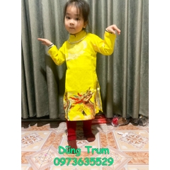 Áo dài Tết cách tân cho bé vải gấm họa tiết cực đẹp