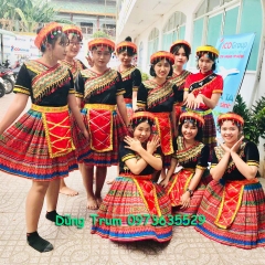 Chân váy dân tộc Mông, váy thổ cẩm HMong Mèo hóa trang biểu diễn, quay phim chụp ảnh concept dân tộc