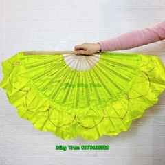 Quạt múa 1 màu nan tre họa tiết vẽ kim tuyến cực đẹp