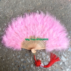 Quạt lông vũ hầu đồng múa văn nghệ chụp ảnh cực đẹp