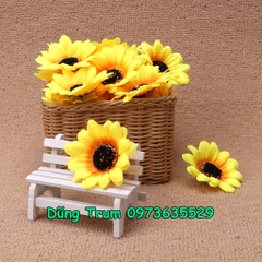 Hoa hướng dương đầu bông đường kính 7cm vải lụa trang trí phụ kiện