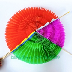 Quạt múa đổi màu gồm 5 màu đầy đủ kích thước biểu diễn sự kiện khai trương đại hội