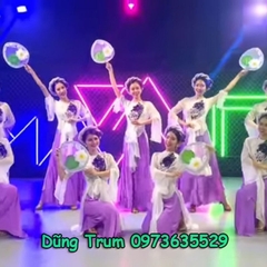 Quạt lá đề bông sen múa biểu diễn khung sắt chắc chắn