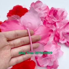 Hoa múa cầm tay 14cm cho các bé mầm non, hoa cầm tay múa biểu diễn