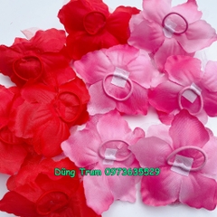 Hoa múa cầm tay 14cm cho các bé mầm non, hoa cầm tay múa biểu diễn