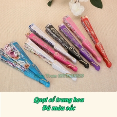 Quạt cổ trang cầm tay họa tiết hoa sặc sỡ nan nhựa bền đẹp DT386