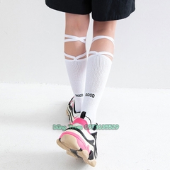 Tất thể thao cho bé thiết kế dây buộc cá tính nổi bật