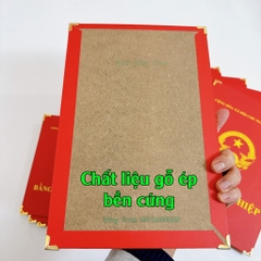 Bằng Tốt Nghiệp Các Cấp Dùng Chụp Hình Kỷ Yếu Chất Liệu Gỗ Cứng Bền Đẹp