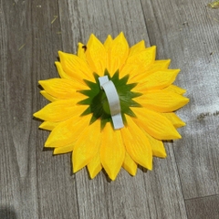 Hoa múa hướng dương đeo tay size mầm non tiểu học, hoa cầm tay múa biểu diễn cho bé