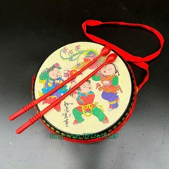 Trống cơm Trung Thu có dây đeo kèm 2 dùi trống