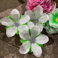 Hoa Ban Trắng múa cầm tay có chun dưới đế kích thước 60cm