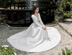 Đầm xẻ ngực tay dài #DH0049