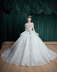 COUTURE 4