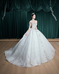 COUTURE 4