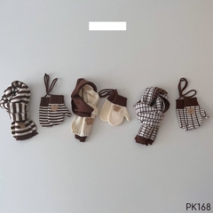 OBB Set khăn len + bao tay ( màu be,kẻ ngang,kẻ ô)
