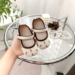 MT Giày búp bê kem viền nâu thêu hoa