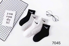 MT - Tất Nike (1-12Y)