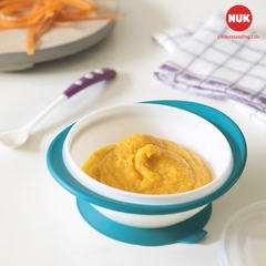 NUK - BÁT ĂN CHỐNG ĐỔ CÓ NẮP