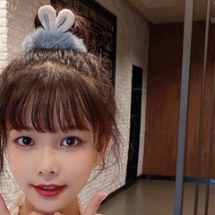BUỘC TÓC TAI THỎ