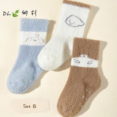 KK - SET 3 ĐÔI TẤT LÔNG XÙ