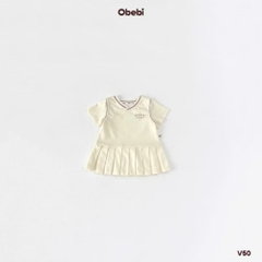 OBEBI - Váy tennis xếp ly cổ V(66-110)