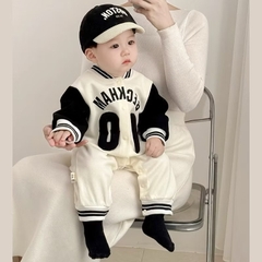 JS - Body nỉ cài cúc trắng đen Beckham(66-80)