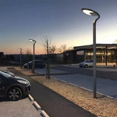 Đầu Đèn LED Sân Vườn Hiện Đại sử dụng Năng Lượng Mặt Trời chiếu sáng