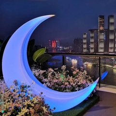 Vườn Ánh Sáng mùa thu với đèn led trang trí hình Con Thỏ và hình Trăng Sao phát sáng Zalaa cho các Dự án chiếu sáng mới