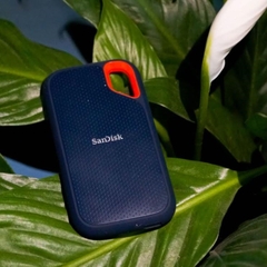 SSD gắn ngoài Sandisk E61 (SDSSDE61-500G-G25) 500GB Extreme USB 3.2, Tốc độ đọc lên đến 1050MB/s, Tốc độ ghi lên đến 1000MB/s, IP55