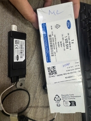 Hộp khuếch đại và thu hồi tín hiệu sóng radio và cảm biến áp suất lốp  EB3Z18K891A /EB3T18C847BB