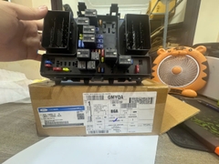 Hộp cầu chì khoang động cơ 2.0 Ford Everest  LB3Z14A068N