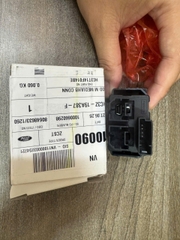 Ổ cắm USB  HC3Z19A387F - HC3Z19A387E