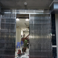 Cửa xếp inox