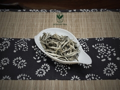 Bạch Trà - Trà Shan Tuyết cổ thụ Yên Bái - Hồng Kỳ Tea