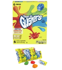 Kẹo Dẻo Nhân Sốt Trái Cây Gushers Variety 2 Vị Dâu Tây Và Trái Cây Nhiệt Đới, Hộp 136g (6 Gói)