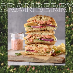 Sốt Nam Việt Quất Nguyên Trái Ocean Spray Whole Berry Cranberry Sauce, Hộp 397g (14 Oz.)