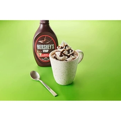Sốt Socola Hershey's Syrup Genuine Chocolate Flavor, Chai 680g (24 Oz.) 1 Lb. 8 Oz.