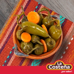 Ớt Jalapeno Nguyên Trái Ngâm Dấm La Costena Whole Jalapeno Peppers, Lon 2.8kg