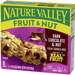 Thanh Ngũ Cốc Socola Đen Mix Trái Cây Và Hạt Nature Valley Chewy Granola Bar Dark Chocolate & Nuts, Hộp 6 Thanh x 35g