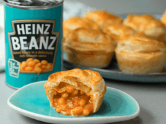 Đậu Sốt Cà Chua Heinz Baked Bean, Lon 2.62kg